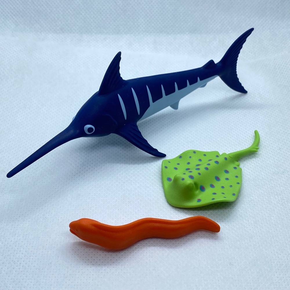 Playmobil 2008 Geobra Sea Life Swordfish Stingray Eel Animal Figure Lot 3pc Blue